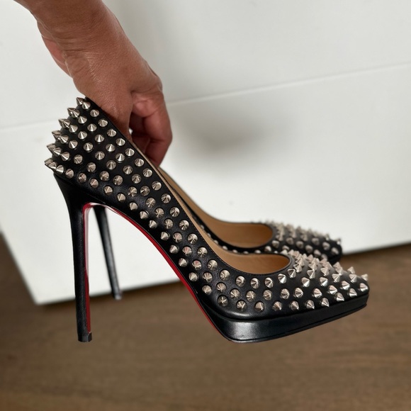 🔥CHRISTIAN LOUBOUTIN PIGALLE PLATO SPIKED 120 Pumps 39 SOLD OUT 🔥MAKE AN OFFER❣️ - Picture 7 of 16